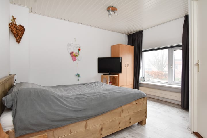 Foto 23 van Evertsenstraat 6