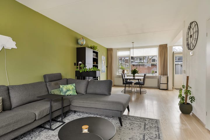 Photo 7 of Oostzeestraat 35