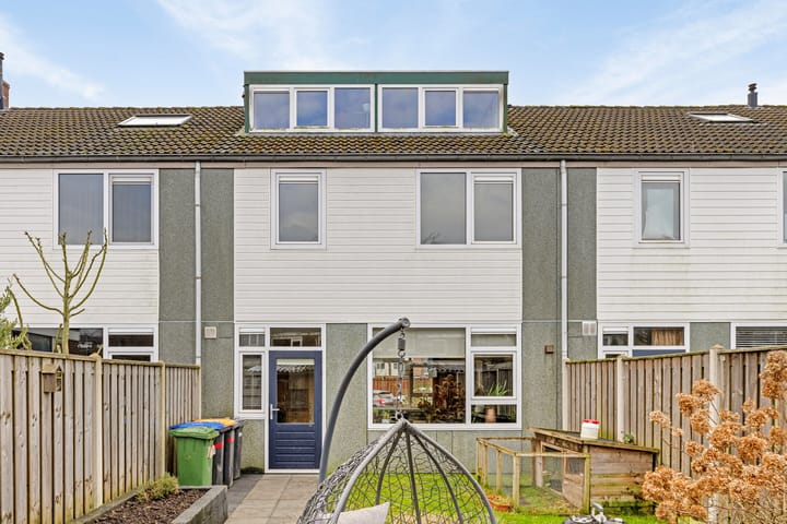 Photo 27 of Oostzeestraat 35