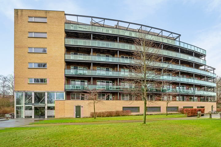 Foto 1 van Veenendaalplein 47