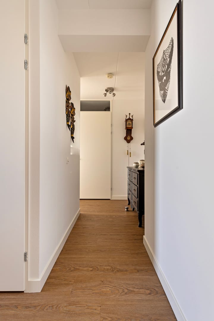 Foto 6 van Veenendaalplein 47