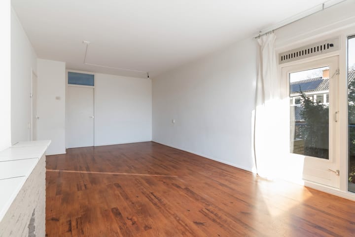 Foto 8 van Lessinglaan 1-1