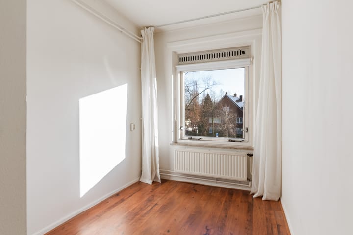 Foto 16 van Lessinglaan 1-1