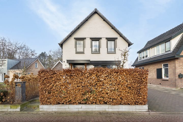 Photo 53 of Molenparkweg 23-A