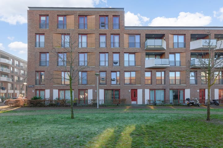 Foto 14 van Suze Robertsonstraat 47