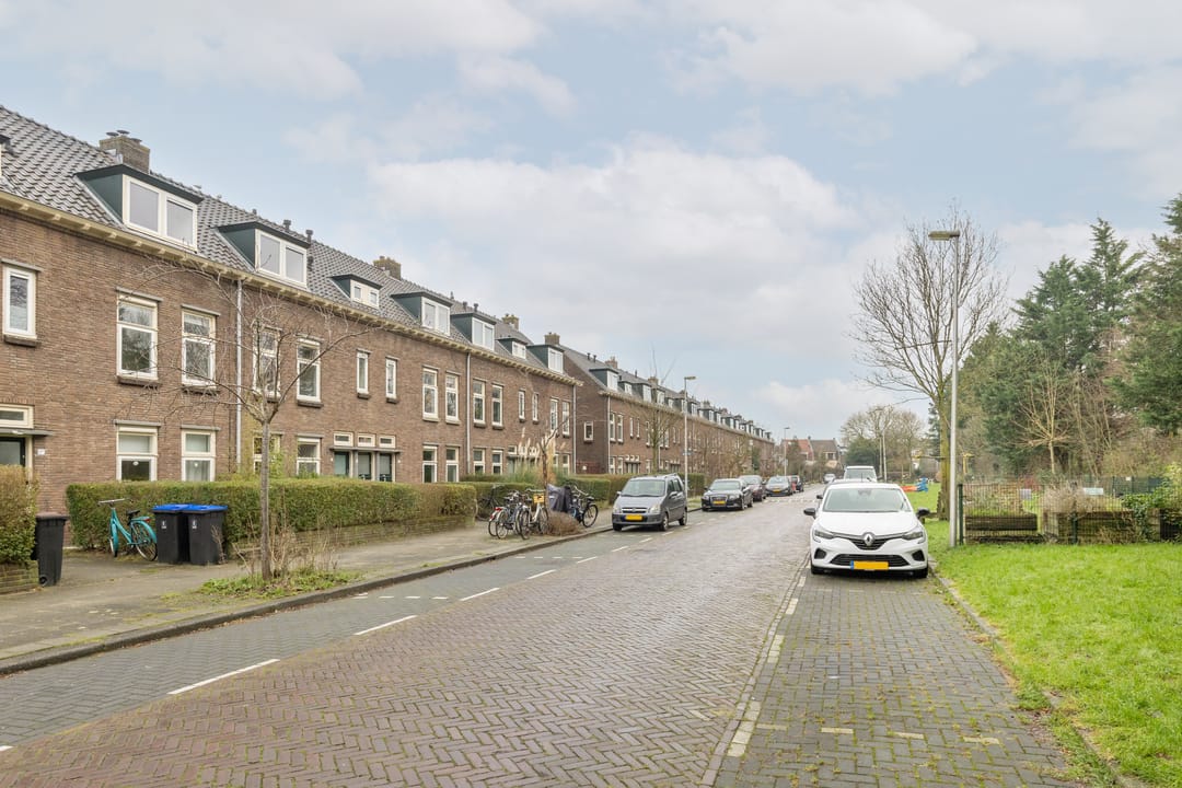 Foto 38 van Petemoederslaan 11-BS