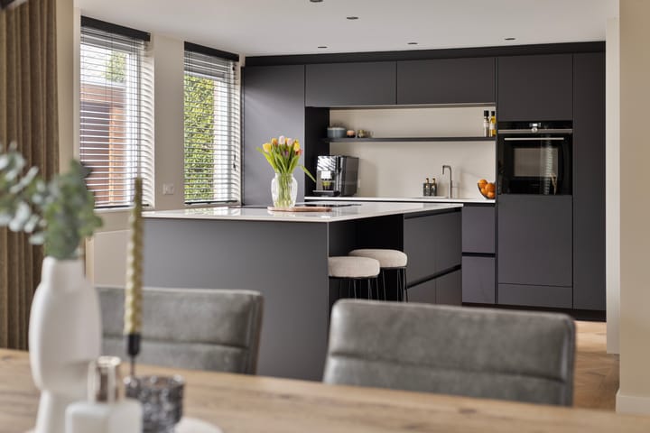 Foto 10 van Weteringstraat 12