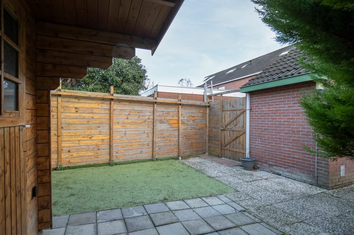 Foto 22 van Frederik van Blankenheimstraat 8