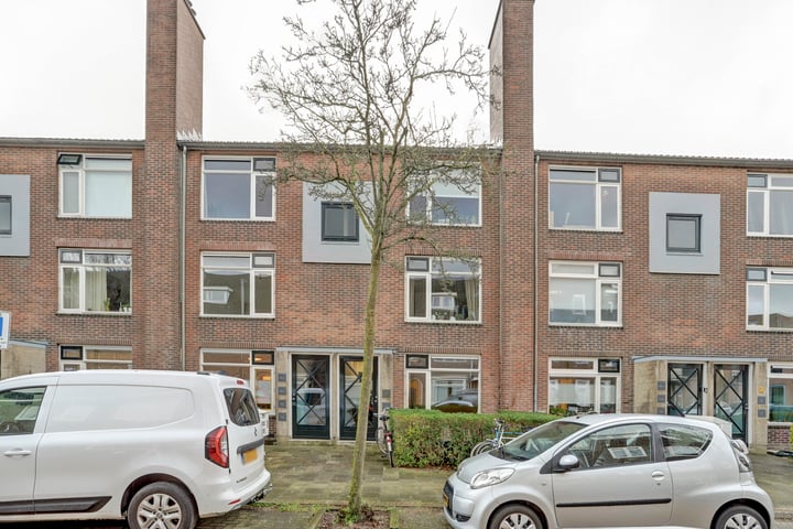 View photo of Bakhuizen van den Brinkstraat 7