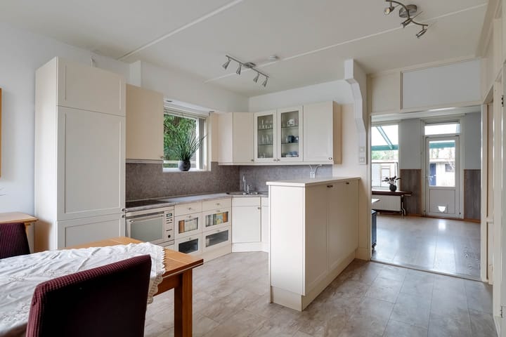 Foto 3 van Leeuwerik 32