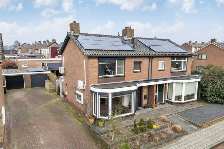 Foto 1 van Waardenborchstraat 24