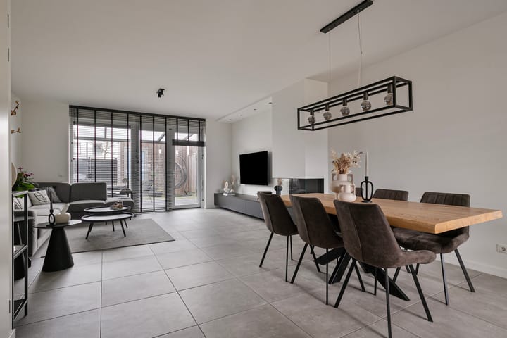 Foto 2 van Waterfront 411