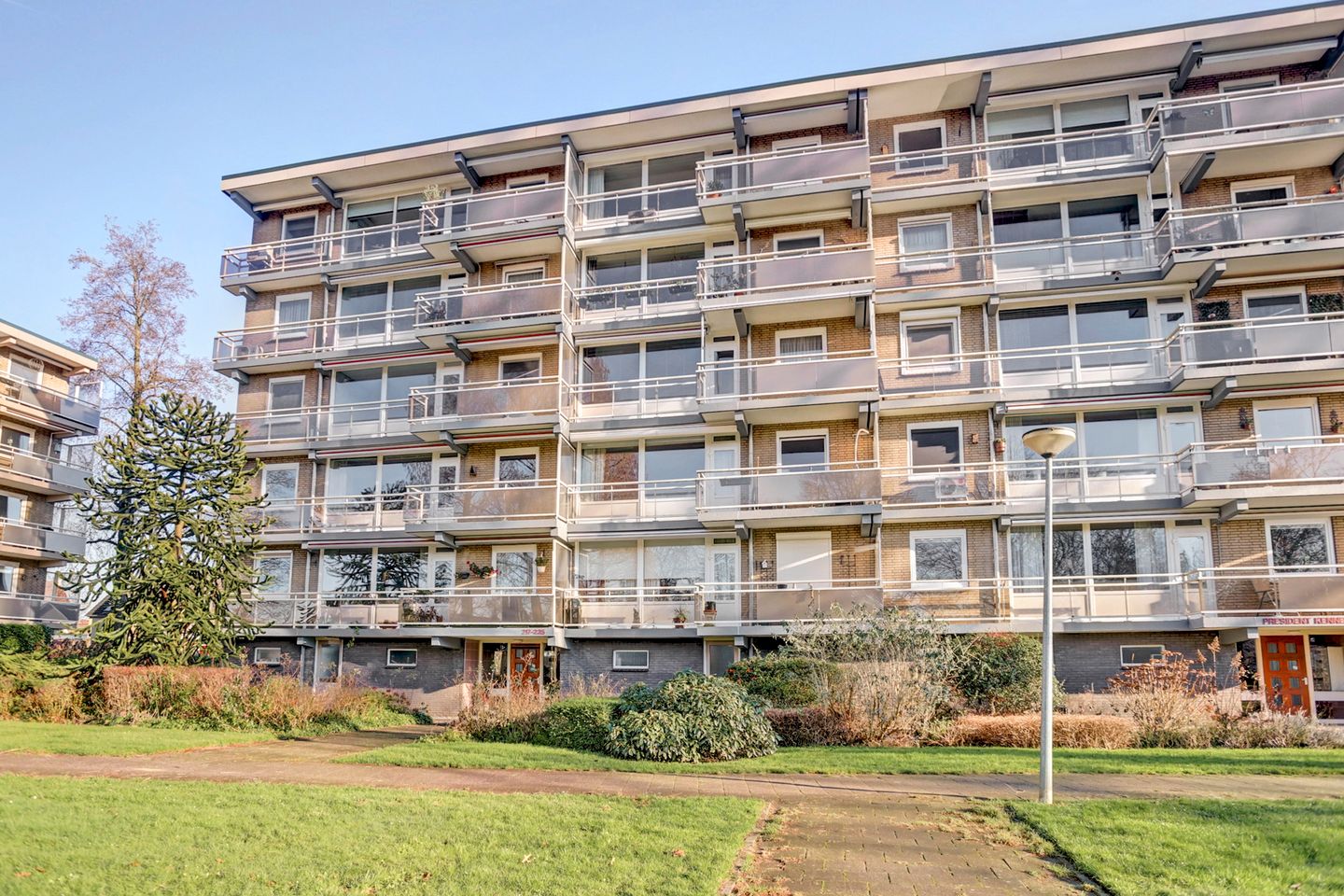 Foto 1 van President Kennedylaan 231