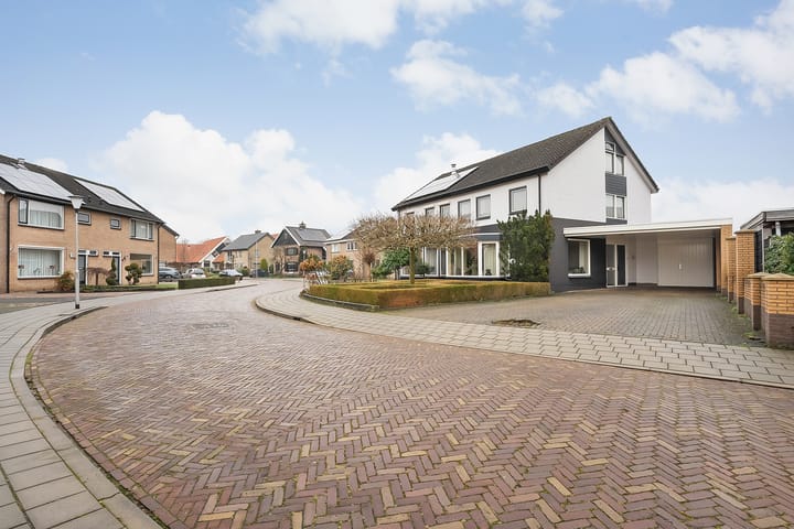 Foto 2 van Barend Lemansstraat 15