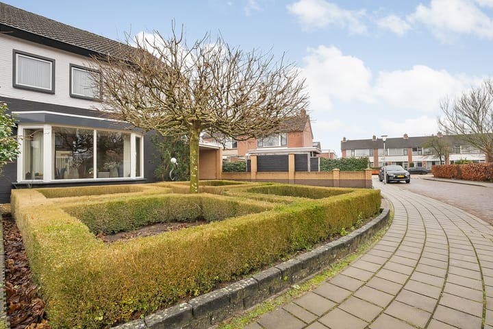 Foto 4 van Barend Lemansstraat 15