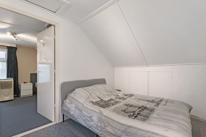 Foto 28 van Barend Lemansstraat 15