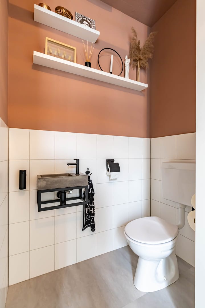 Photo 6 of Bonairestraat 6