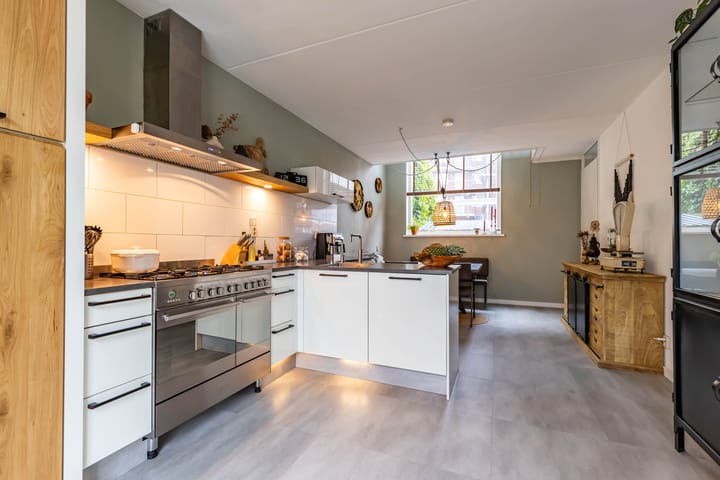 Photo 7 of Bonairestraat 6