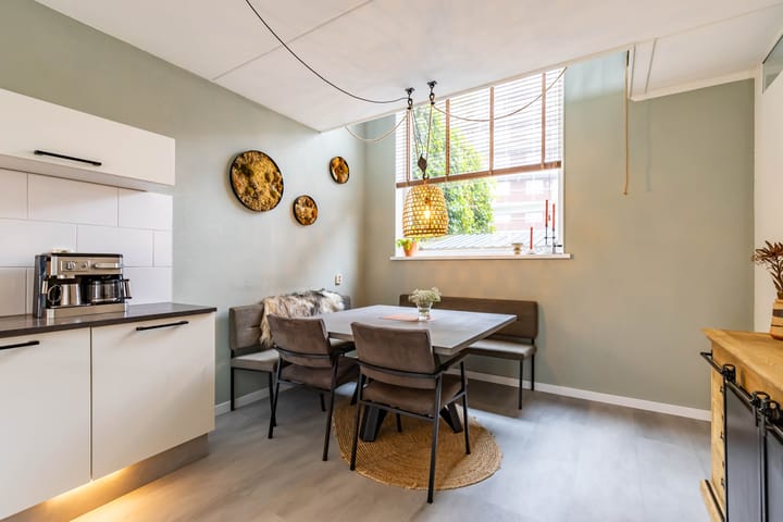 Photo 9 of Bonairestraat 6