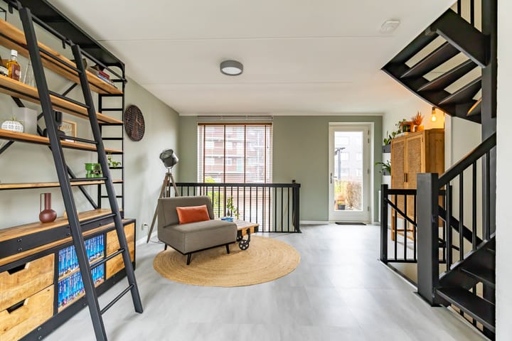 Photo 20 of Bonairestraat 6