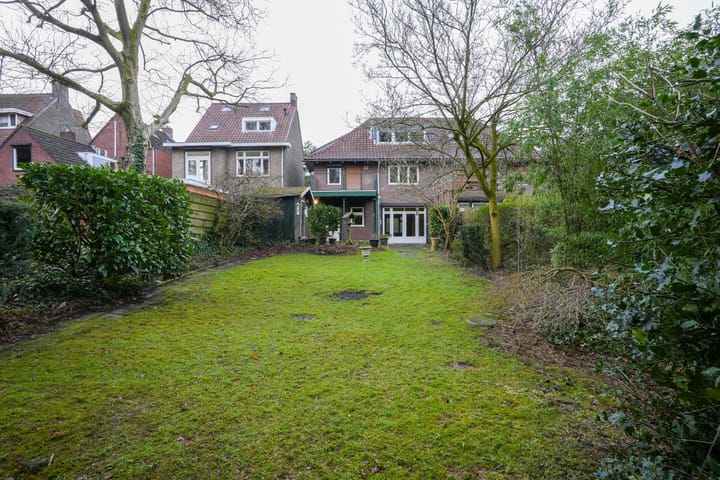 Foto 25 van Akerstraat 133