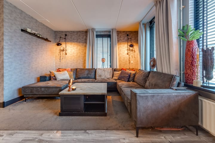 Foto 10 van Kalmoes 49