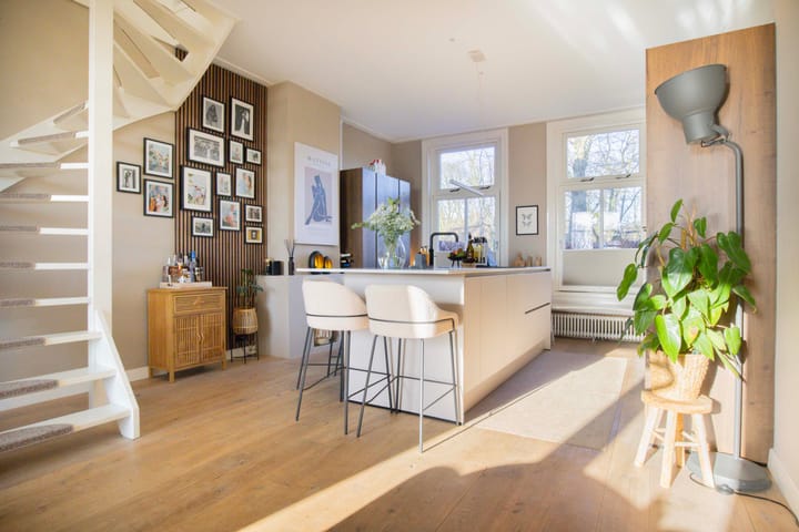 Foto 2 van Zuidelijke Parallelweg 14