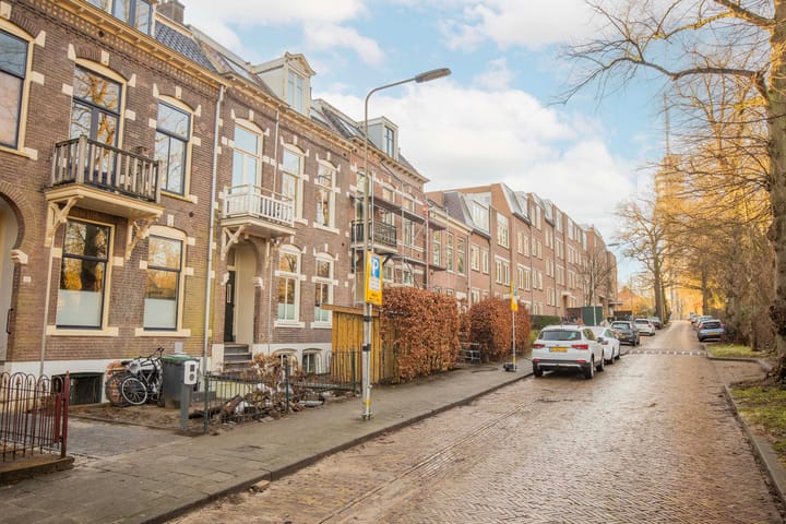 Foto 49 van Zuidelijke Parallelweg 14