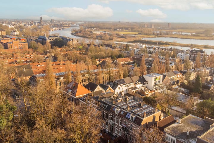 Foto 51 van Zuidelijke Parallelweg 14