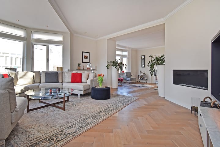 Photo 25 of Thorbeckelaan 697