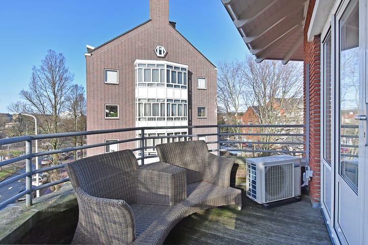 Photo 36 of Thorbeckelaan 697