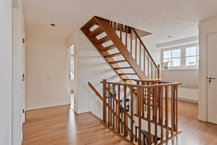 Photo 18 of Antoni Staringlaan 23