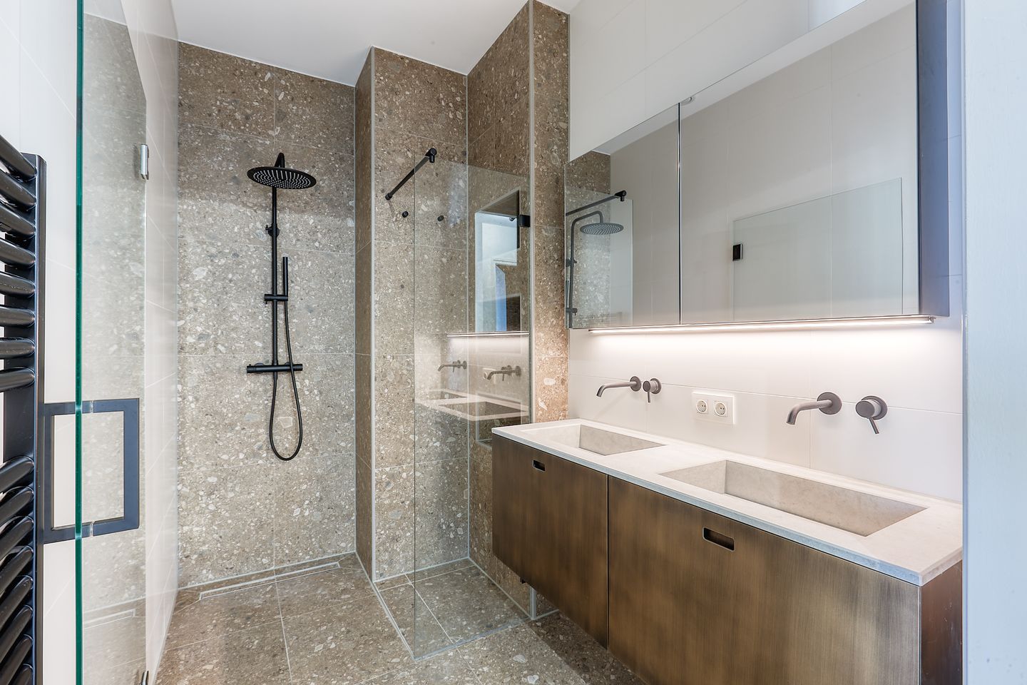 Foto 19 van Vuurtorenweg 147