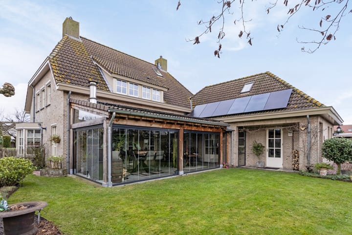 Photo 38 of Antoni Staringlaan 23