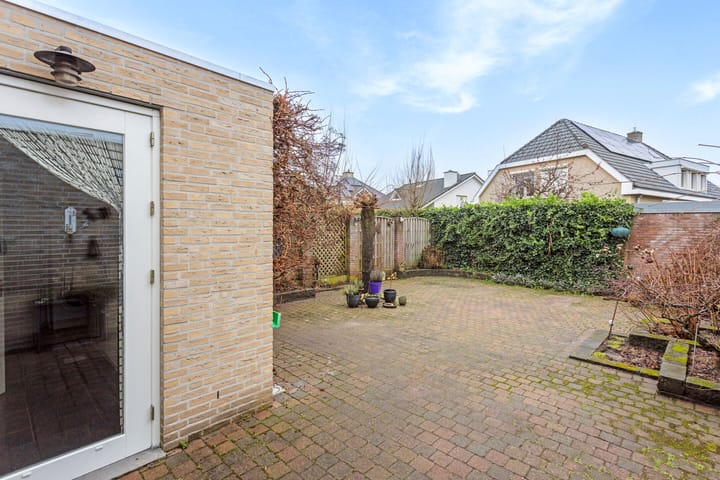 Foto 35 van Aan het beeldje 58