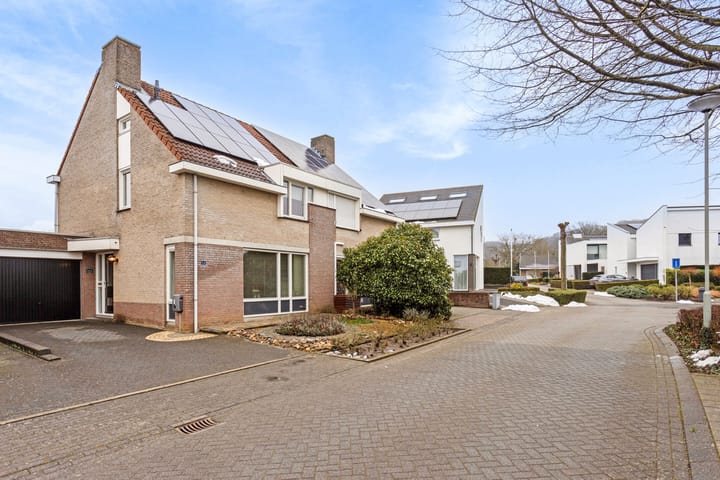 Foto 40 van Aan het beeldje 58