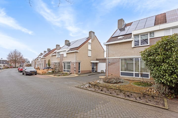 Foto 42 van Aan het beeldje 58