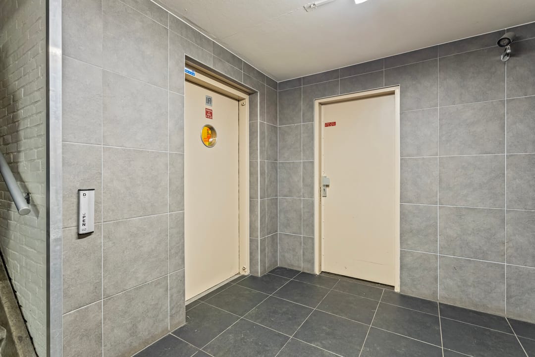 Photo 22 of Spaansgroenstraat 2