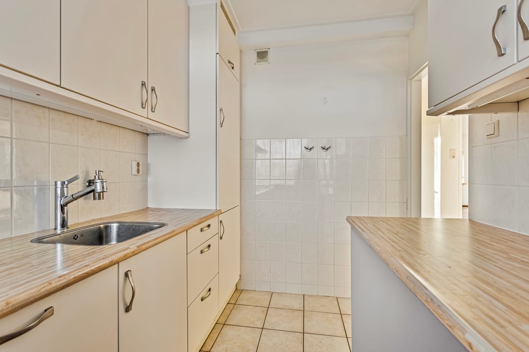 Photo 11 of Spaansgroenstraat 2