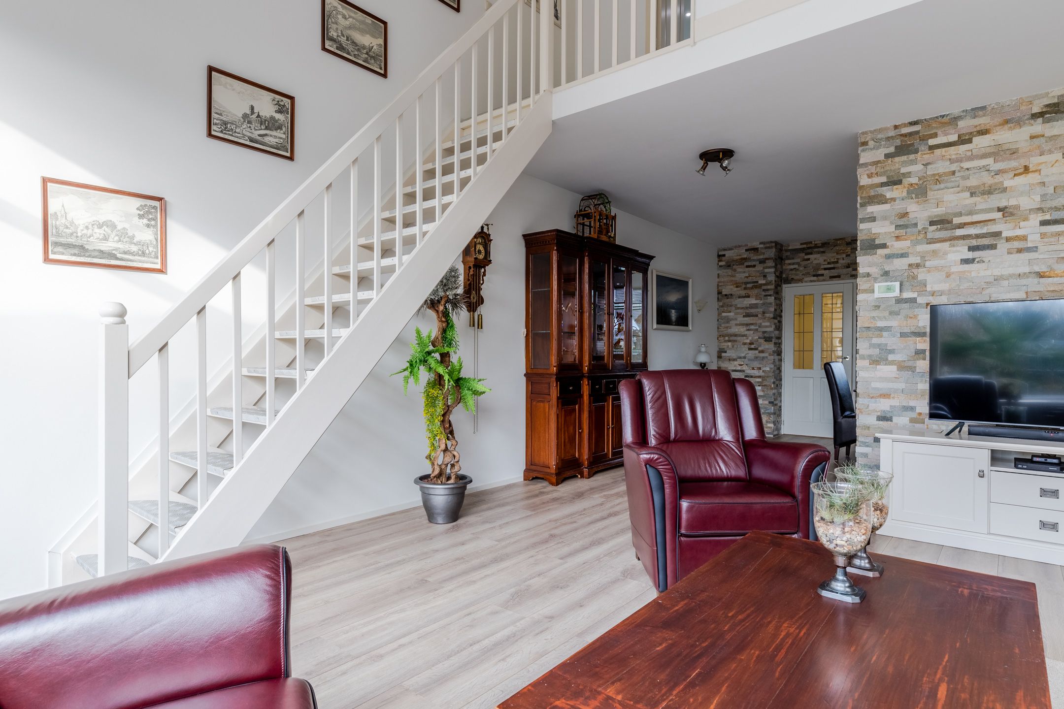 Foto 15 van Brucknerlaantje 147