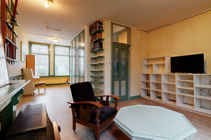 Foto 8 van Poelgeeststraat 24-A