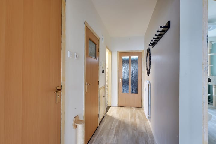 Foto 36 van Matenalaan 99