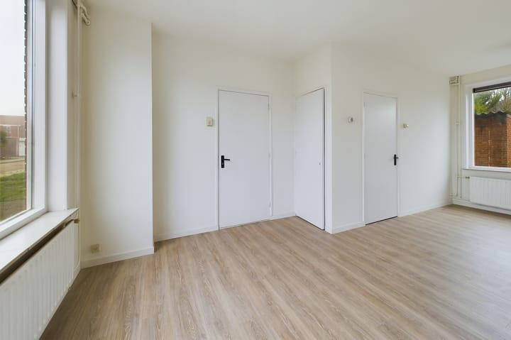 Foto 5 van Middenstraat 105