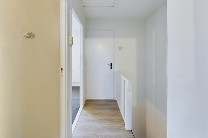 Foto 13 van Middenstraat 105