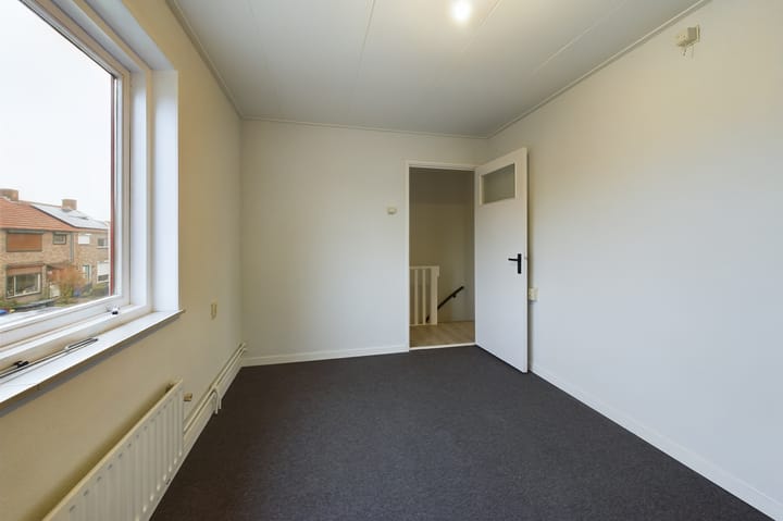 Foto 15 van Middenstraat 105