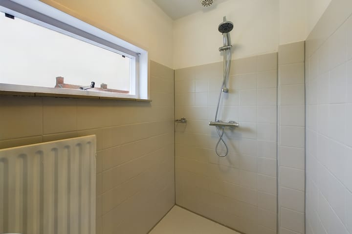 Foto 17 van Middenstraat 105