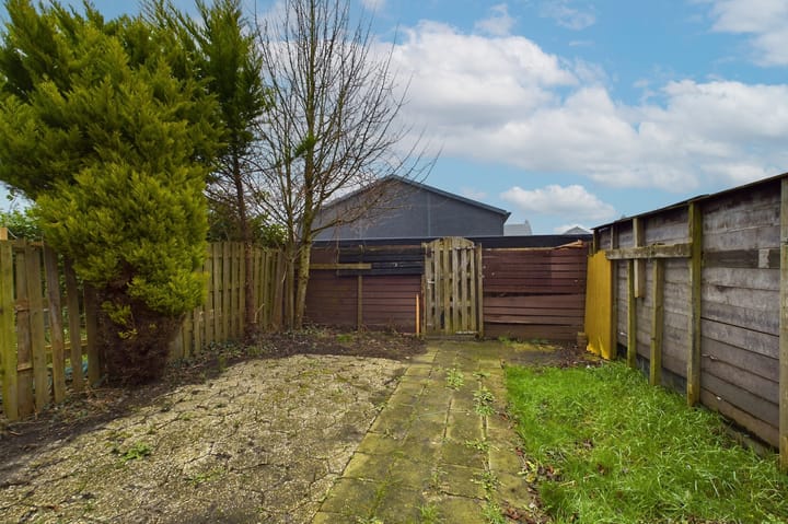 Foto 25 van Middenstraat 105