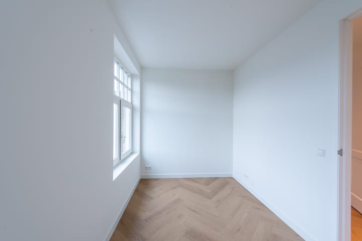 Foto 6 van Leeghwaterstraat 19