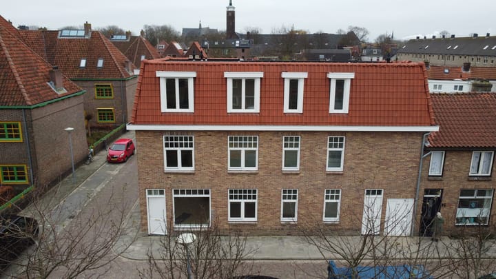 Foto 10 van Leeghwaterstraat 19