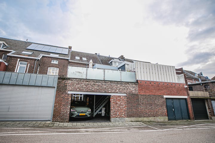 Photo 2 of Godsweerdersingel 21